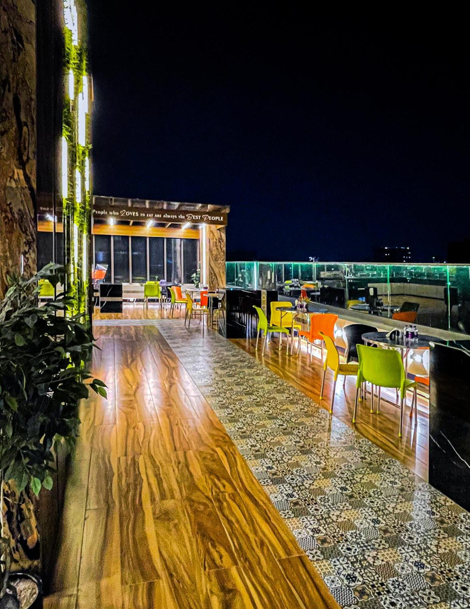 Hotel Auris & Banquets, Mumbai International Airport מראה חיצוני תמונה